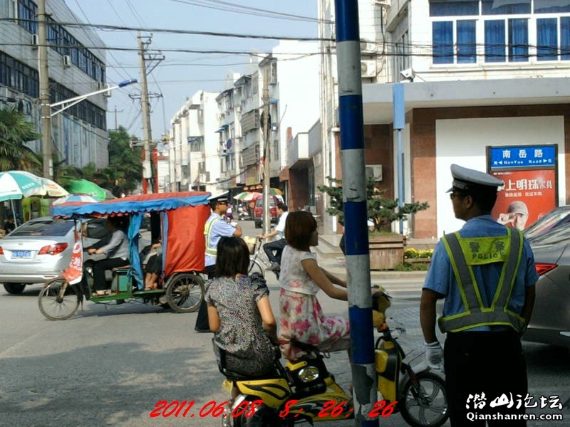 Ƭ1224.jpg