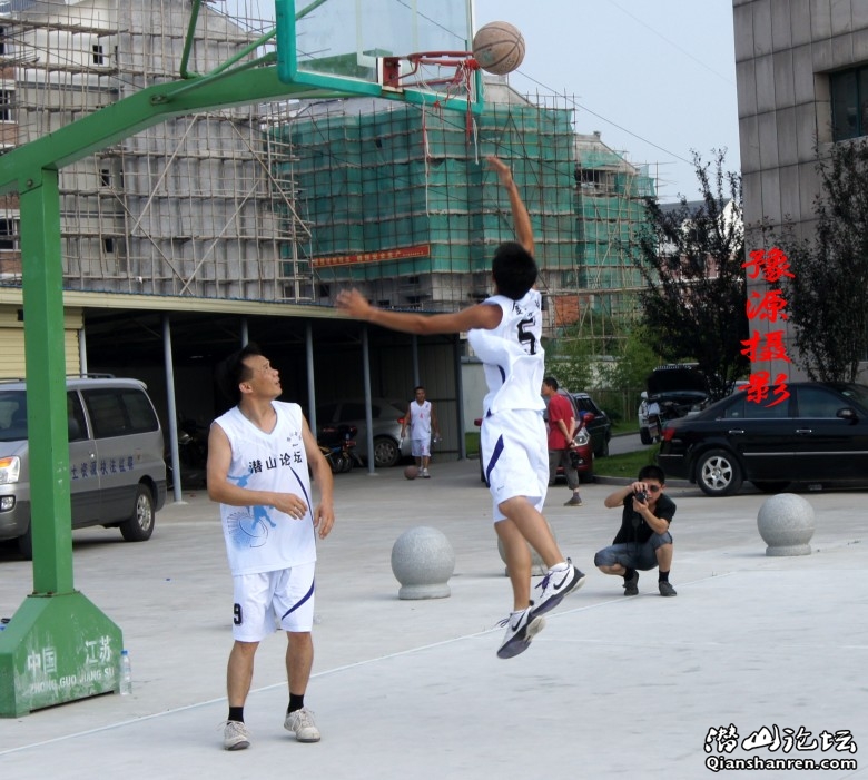 DSC08536_conew1.jpg