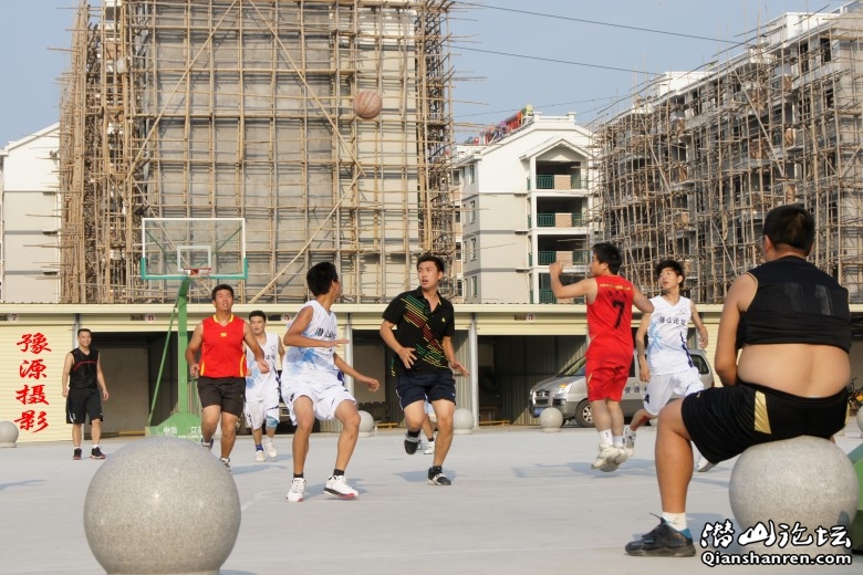 DSC08609_conew1.jpg