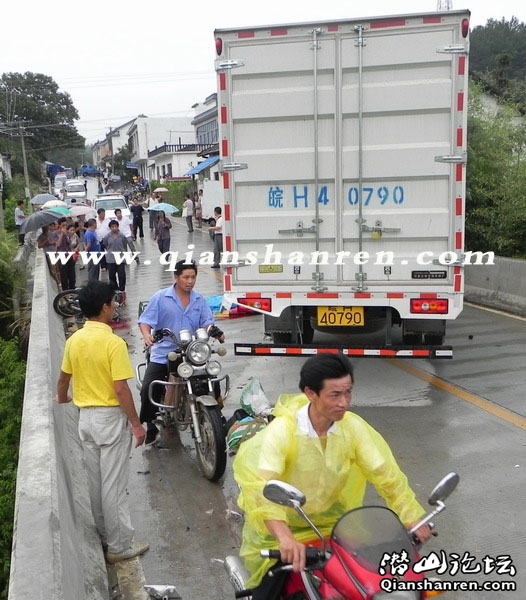 05.jpg