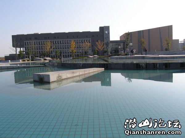 1201041429fe3272b79ffccc7d.jpg