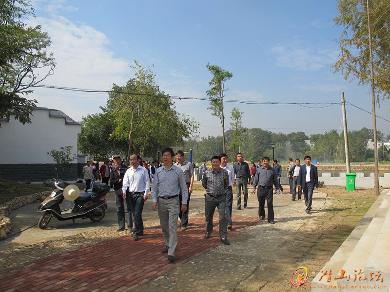 IMG_1484_.jpg