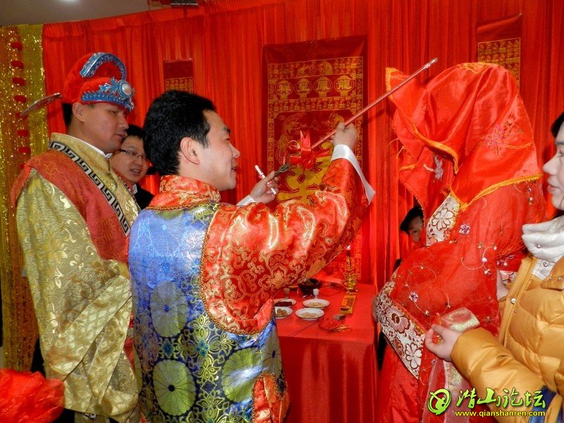 【视频】跨国情缘潜山美女中式婚礼庆典全程录