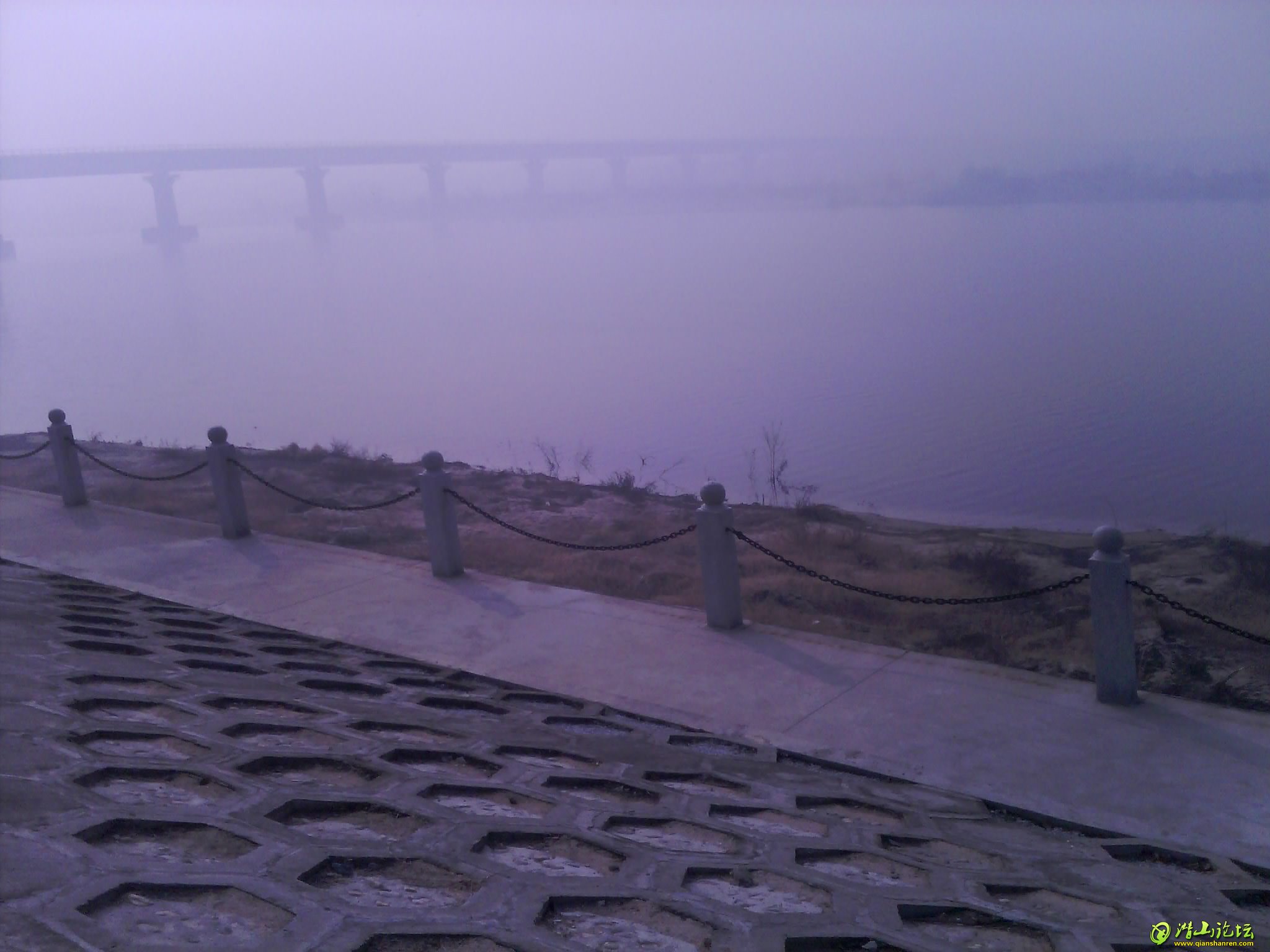 img040.jpg