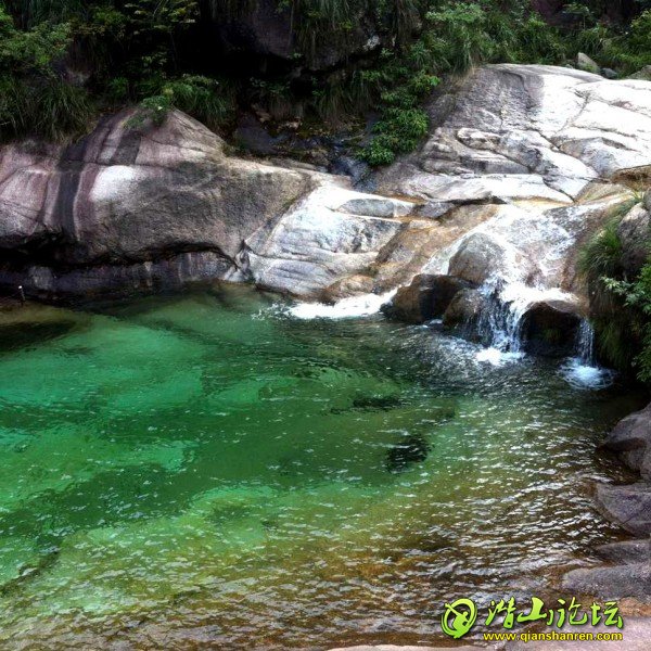 ��ɽ������Ͽ�ȵ�ˮ�������