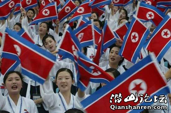 朝鲜秘密训练的世界杯啦啦队(图) - 体育军事 - 