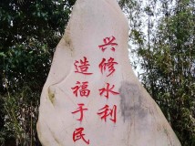 龰۳